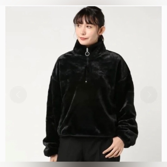 Puma women’s half-zip black fur jacket XS - Picture 2 of 6